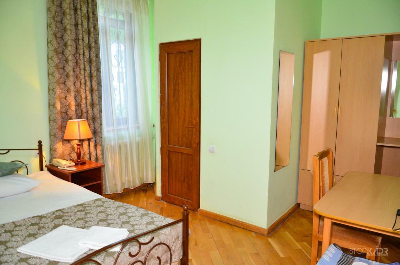 Yeghevnut Hotel Goris Exteriör bild