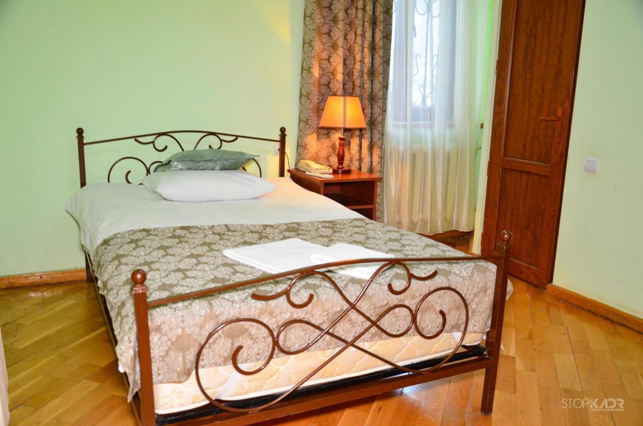 Yeghevnut Hotel Goris Exteriör bild
