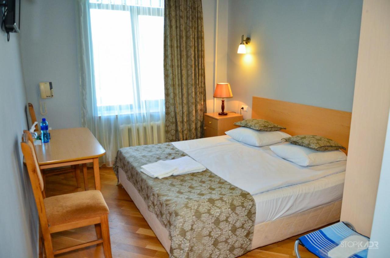 Yeghevnut Hotel Goris Exteriör bild